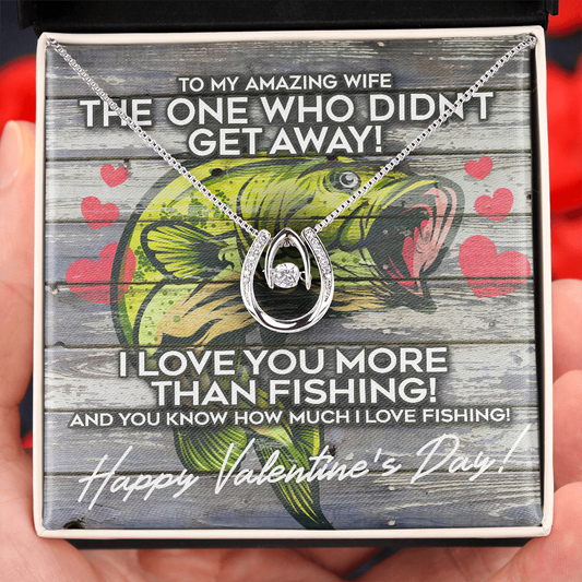 Lucky in love! Valentine's Day Necklace with message card for your wife